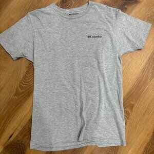 Men's Columbia tshirt